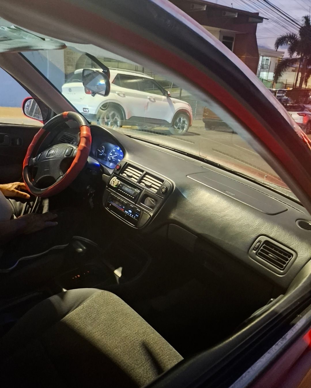 Honda civic muy buenas condiciones